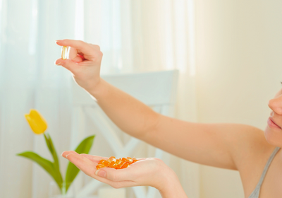 List of Supplements Sarah Hyland Takes: The Complete Guide to Her Wellness Routine